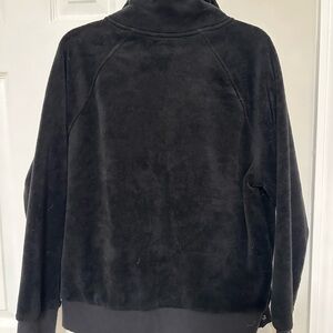 Athleta women’s half zip pull over